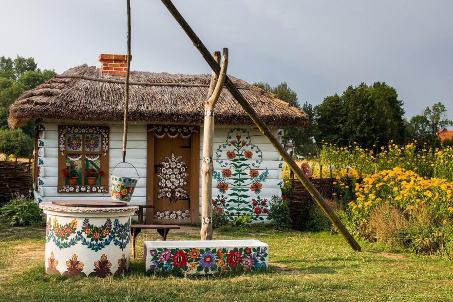 Zalipie to jedna z najpiękniejszych wsi w Małopolsce. Słynie z ręcznie malowanych domów