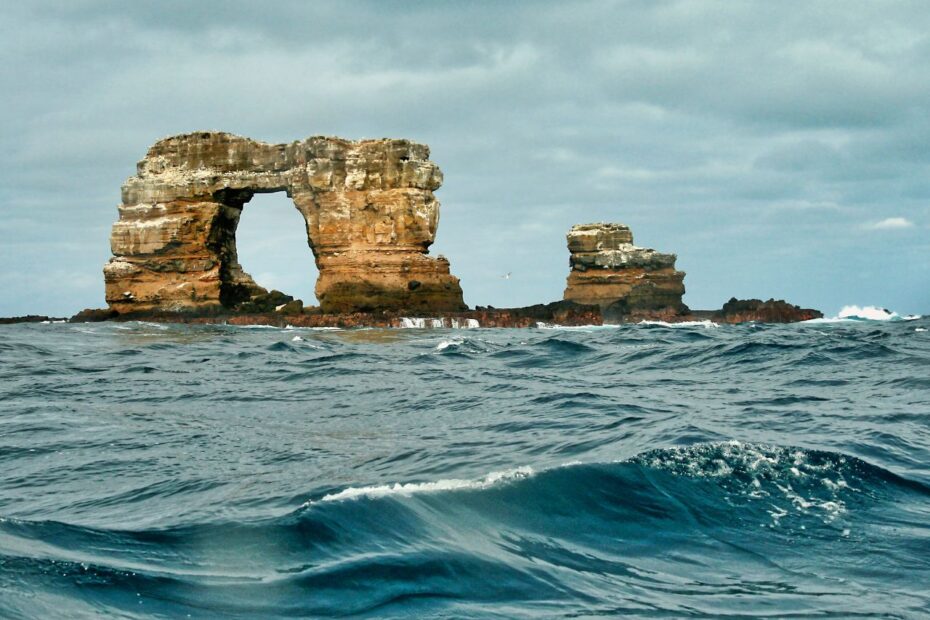 Łuk Darwina, symbol Galapagos
